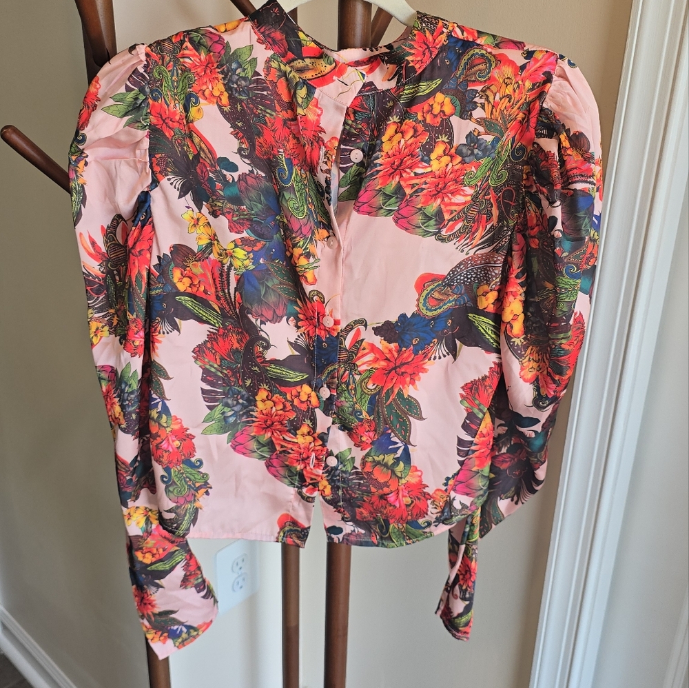 Colorful Patterned 6 Blouses Bundle - image 6